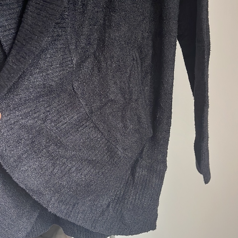 Barefoot Dreams Black Circle Cardi, NWOT - Picture 4 of 6